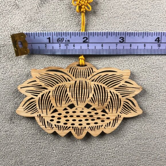 Wood Bookmark ~ Cutout Design in an Elegant Flower ~ Brand New - Picture 4 of 7